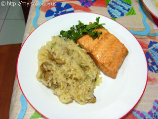Risotto with grilled salmon